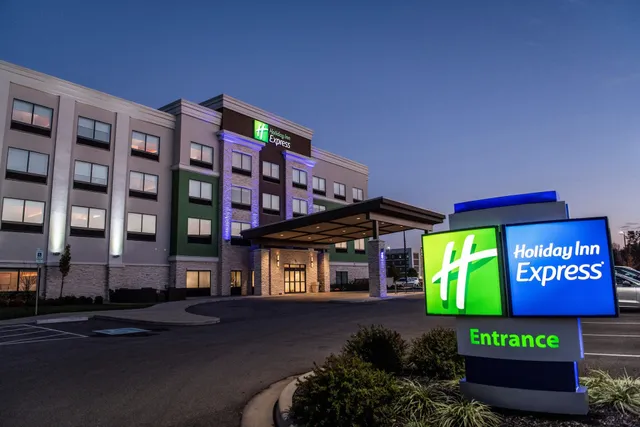 Holiday Inn Express Evansville, an IHG Hotel