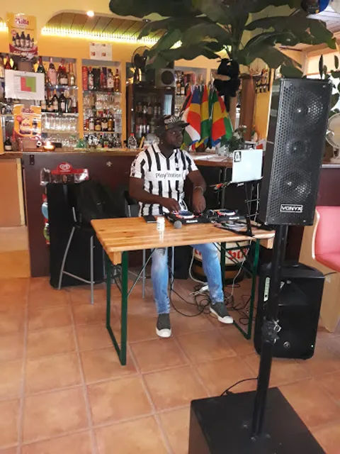 Afro-Base Interl. Kitchen Berlin