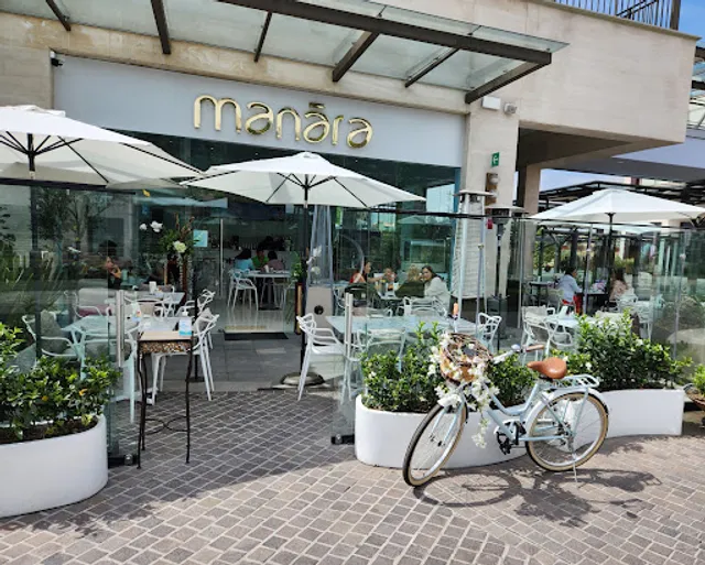 Manāra