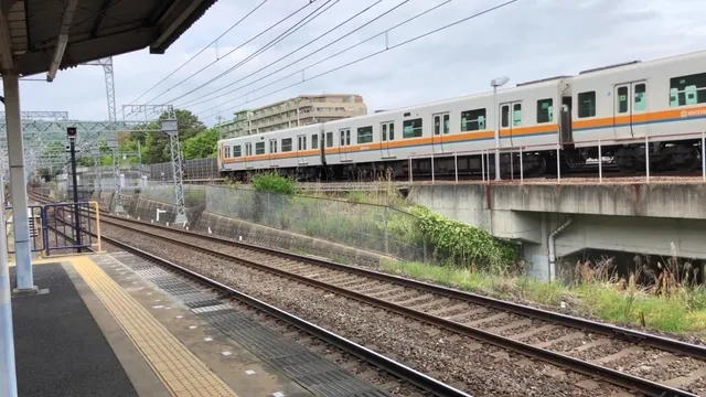 Higashi-Ikoma Station