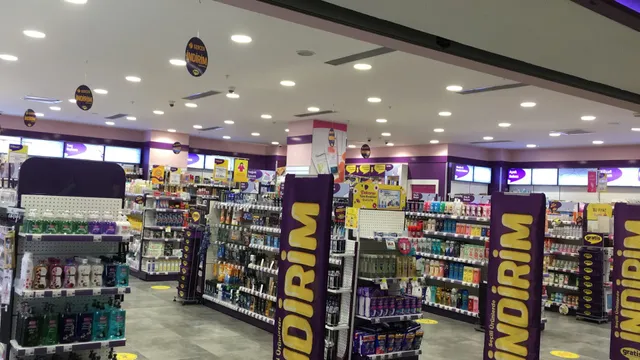 GRATİS METROCITY AVM