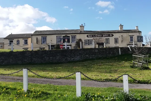 Rose & Crown Hotel
