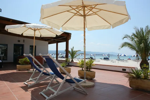 Vel Marì Rooms on the Beach