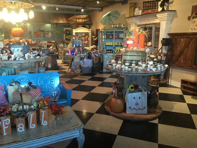 Robbie's Wine & Design, LLC