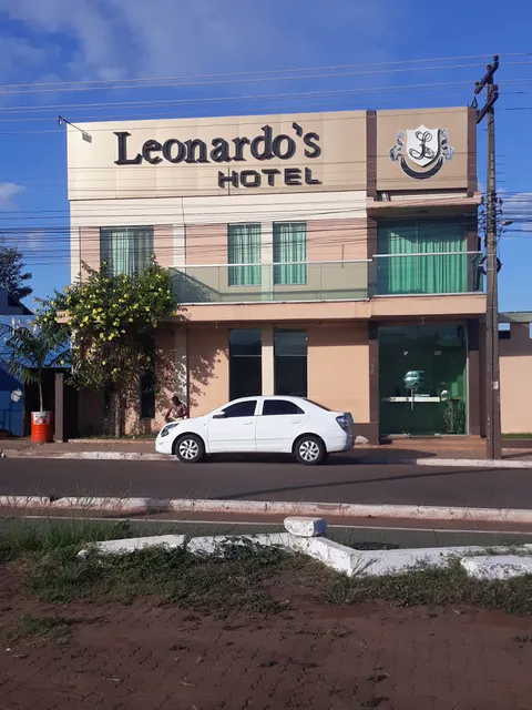 Leonardo's Hotel