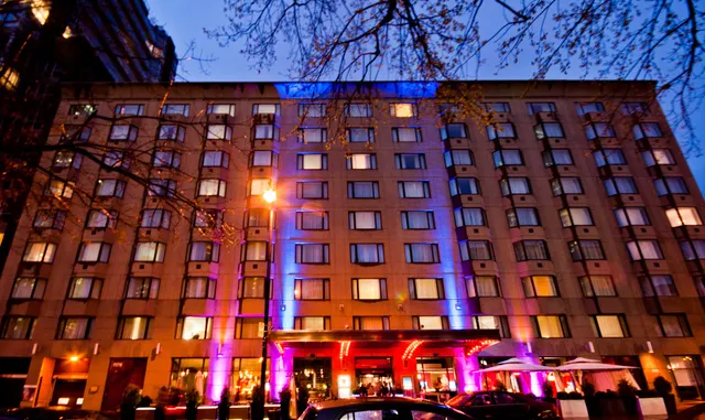 Novotel Montreal Centre