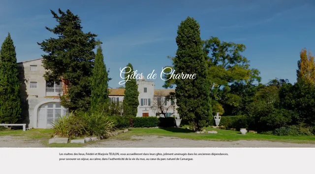Mas du Juge : Gîte de charme avec piscine (Camargue, Arles)