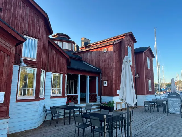 Brudhäll Hotel & Restaurant