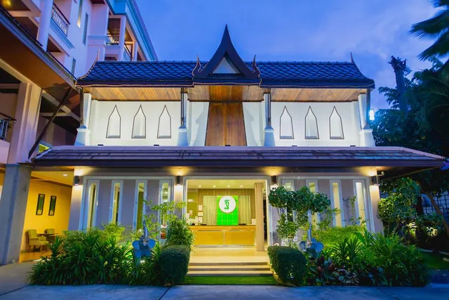 Thanthip Beach Resort Patong