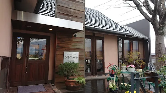 クエンチカフェ プルミエ