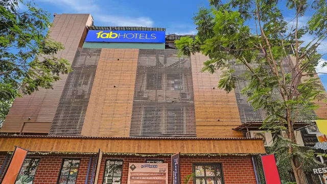 FabHotel Springs Lodging - Hotel in Thane East