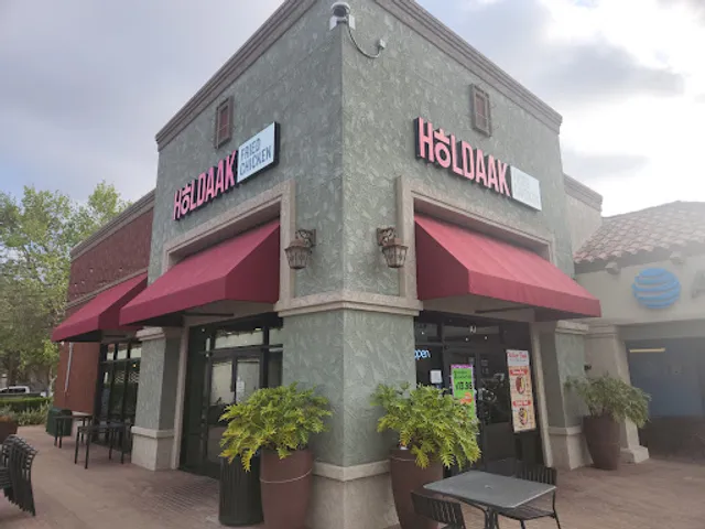 HOLDAAK Fried Chicken