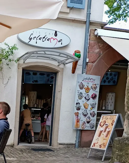 Eis Cafe Gelatiamo