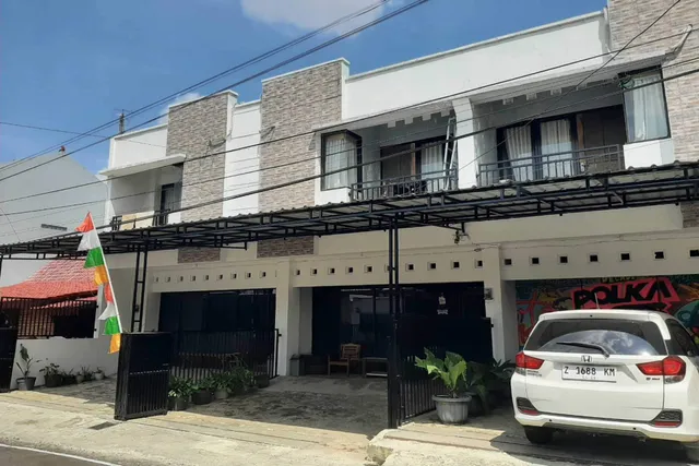 Capital O 94246 Rose 50 Homestay