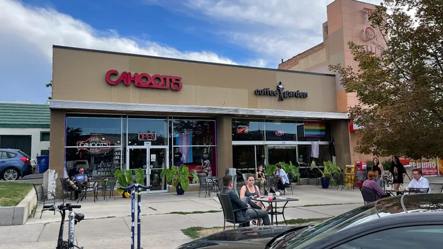 Cahoots Cards & Gifts