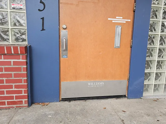 Williams Flower & Gift - Seattle Florist