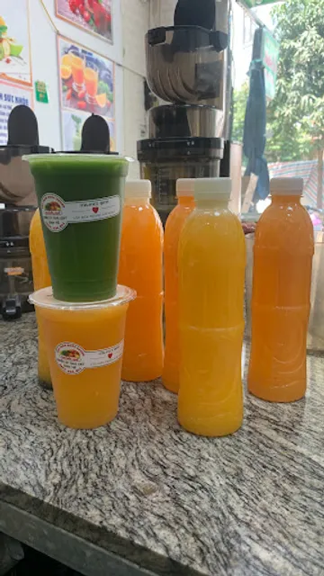 Nước ép trái cây Nguyễn Huế