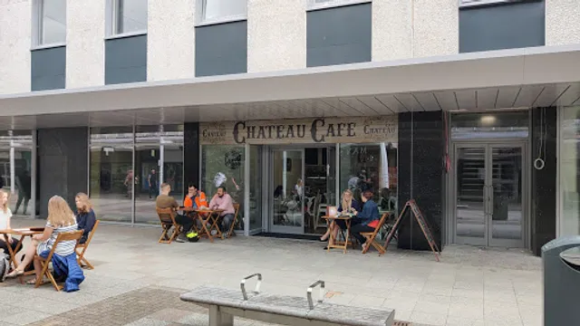 Chateau Café