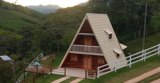 Vale dos Sonhos Chalés Biguá