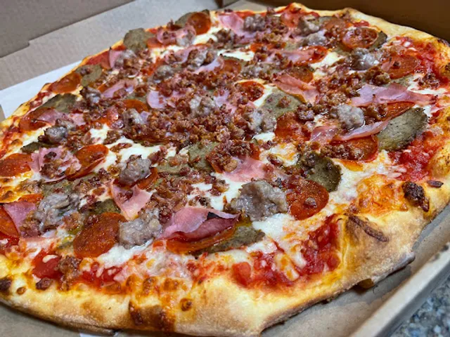 Romeo's Raintree Pizzeria