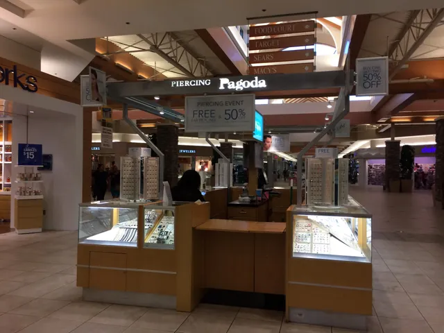 Banter by Piercing Pagoda