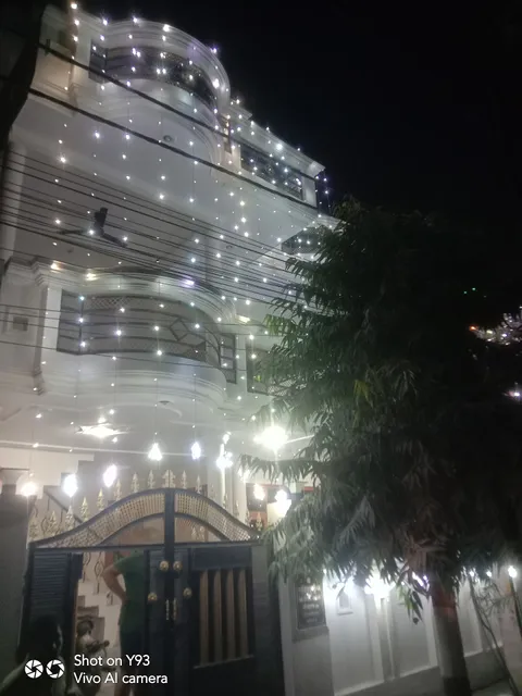 OYO Home 86125 Matra Hotel