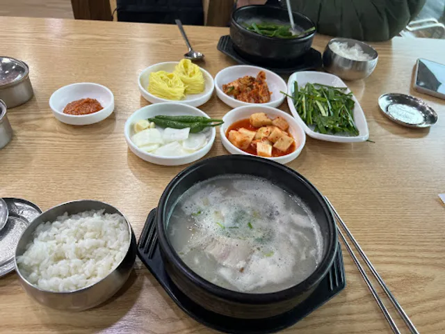 가마솥통돼지국밥