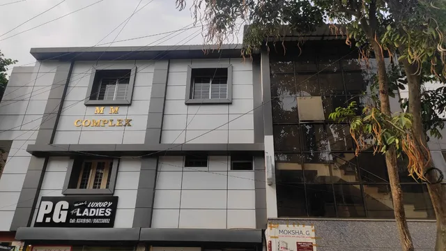 MOKSHA LUXURY PG FOR LADIES