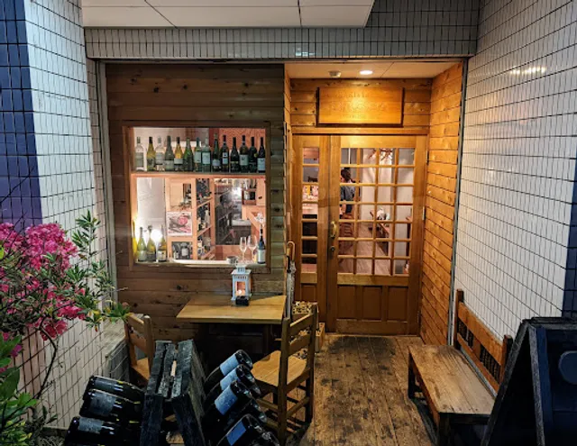 KAKI's kitchen BASSA