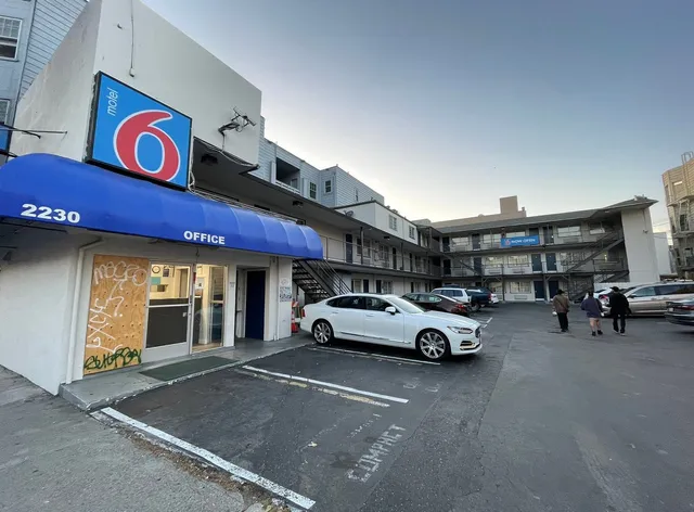 Motel 6 San Francisco, CA – Lombard Street