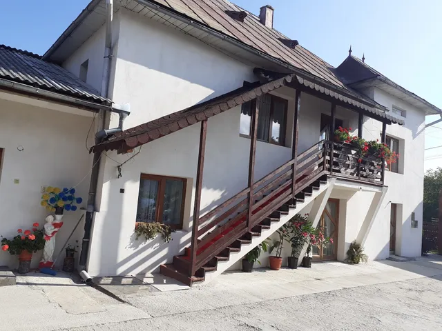 Pensiunea Rednic Lenuta