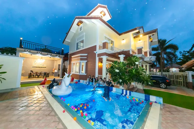 Landara Private Pool Villa Sattahip