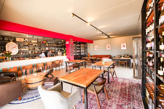 Paternoster Wine & Tasting Lounge