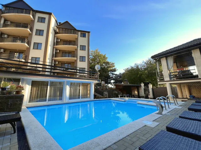 Отель Орлица