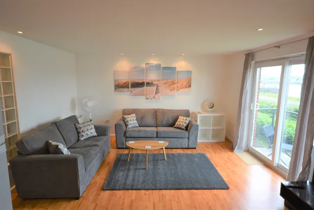 Coastal Apartments - Wales