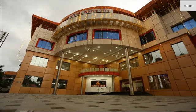 Hotel white city