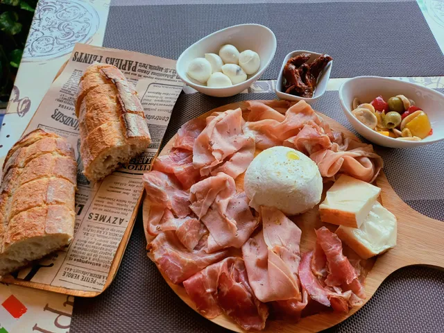 Ahoo' 🤌 Italian Restaurant