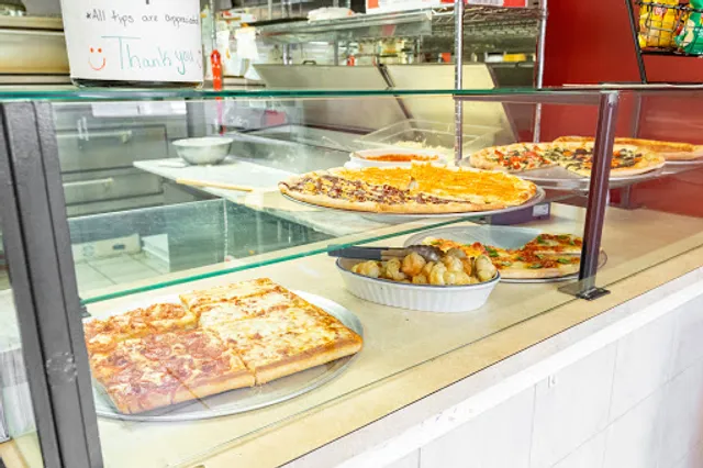 Little Italy Pizzeria