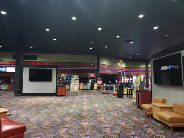 AMC Stonybrook 20