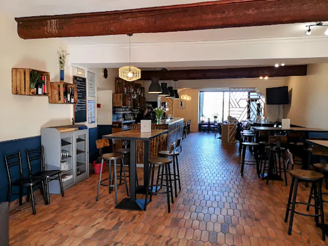 La Rencontre Café & Restaurant