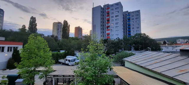 DIMAEL Hostel and Apartments