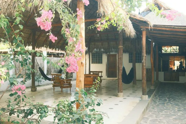 Popoyo Loco Surf House