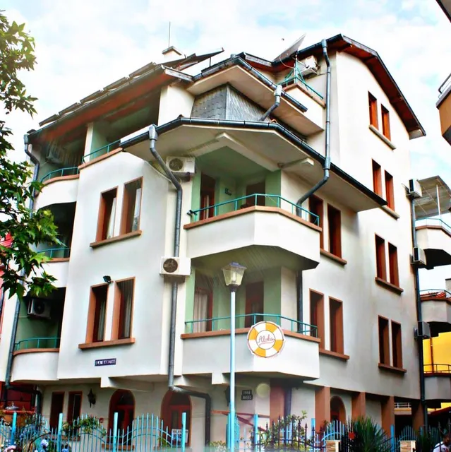 Къща за гости Ла Камея