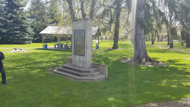 Palouse Pool And Park