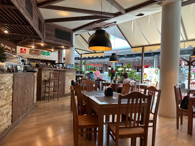 La Grotta Pizza e Pasta