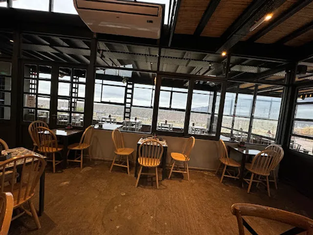 Entre Dos – Restaurante, Cafetería y Tienda de Alfajores en Colonia Suiza