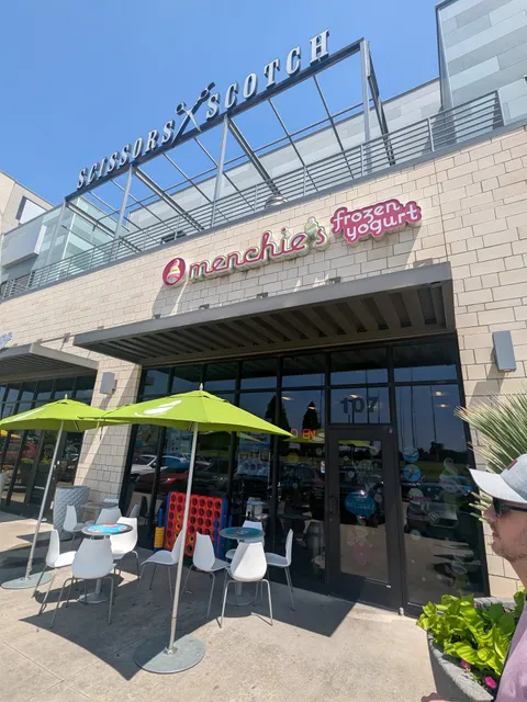 Menchie’s Frozen Yogurt