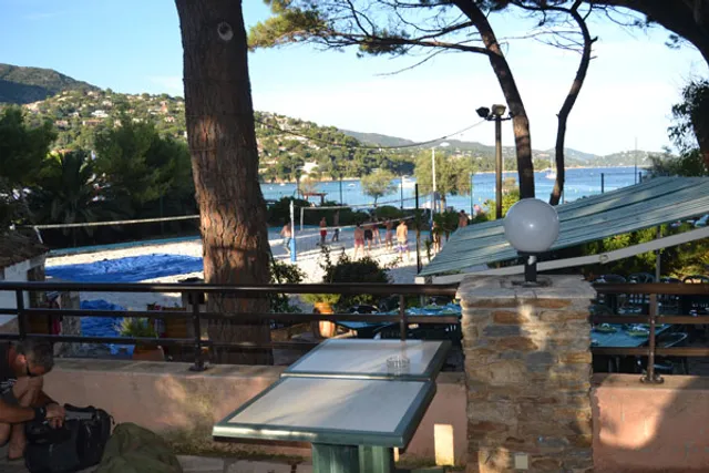 Les Pins Penchés - Village vacances, séjour associatif, jeunesse et sport ou classe découverte, avec pension, Var en Provence