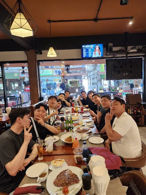 Longhorn Steakhouse & Grill Pattaya