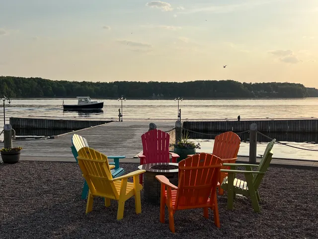 Carbone's Waterside Restaurant